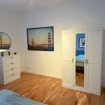 Rent a room of 120 m² in Berlin