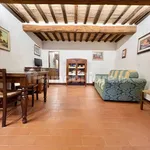 Rent 5 bedroom apartment of 200 m² in Siena