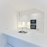 Huur 3 slaapkamer appartement van 250 m² in Sint-Gillis