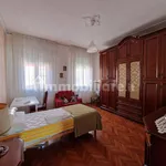 Rent 4 bedroom apartment of 125 m² in Padua