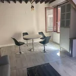 Maison de 62 m² avec 1 chambre(s) en location à Villefranche-de-Rouergue