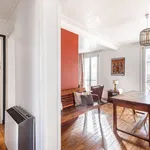 Appartement de 592 m² avec 1 chambre(s) en location à Paris