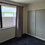 Rent 3 bedroom house in West coast