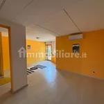 Affitto 5 camera casa di 140 m² in Perugia