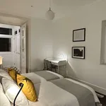 Rent a room in lisbon