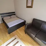 Rent 2 bedroom house in New York