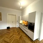 Rent 3 bedroom house in Praha 1