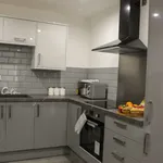 Rent 1 bedroom flat of 538 m² in Bradford