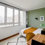 Rent a room in paris