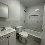 Rent 4 bedroom apartment of 111 m² in Staten Island