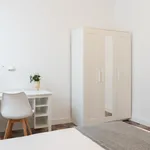 Rent 6 bedroom apartment in Valencia