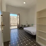 Rent 6 bedroom apartment in Granada