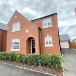 Rent 4 bedroom flat in Leicester