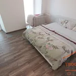 Pronajměte si 3 ložnic/e byt o rozloze 76 m² v Vamberk