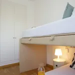 Rent 4 bedroom apartment of 150 m² in Valencia