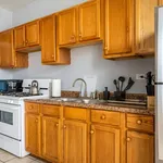 Rent 3 bedroom apartment in Chicago