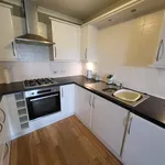 Rent 2 bedroom apartment in Paisley