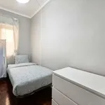 Rent a room in lisbon