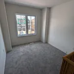 Rent 4 bedroom apartment of 14 m² in Welland (Dain City)