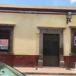 Rent 5 bedroom house in Querétaro