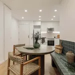 Rent 4 bedroom apartment of 57 m² in Barcelona