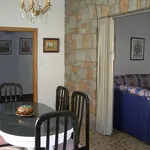 Rent 4 bedroom house of 175 m² in Pontevedra']