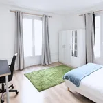  appartement avec 3 chambre(s) en location à Paris