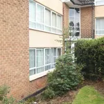 Rent 2 bedroom flat in West Midlands