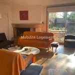 Maison de 217 m² avec 8 chambre(s) en location à DARDILLY