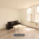 Rent 2 bedroom flat in West Midlands