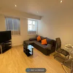 Flat to rent in Bellfield Road, High Wycombe HP13