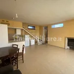 Rent 5 bedroom house of 120 m² in Rignano Flaminio