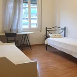 Rent 3 bedroom apartment in Athens