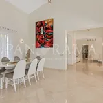 Rent 7 bedroom house of 693 m² in Benahavis