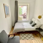 Rent a room of 250 m² in Hamburg