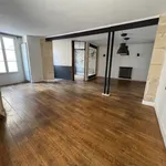 Maison de 157 m² avec 5 chambre(s) en location à Crépy-en-Valois