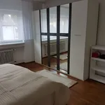 Miete 3 Schlafzimmer wohnung von 65 m² in Frankfurt am Main