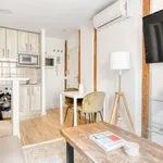 Rent 1 bedroom apartment of 36 m² in madrid