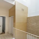 Rent 1 bedroom apartment of 25 m² in Seville