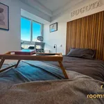 Rent a room of 80 m² in madrid