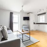 Rent 2 bedroom apartment of 70 m² in london