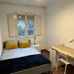 Rent a room of 70 m² in valencia