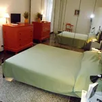 Rent 2 bedroom apartment of 75 m² in genoa