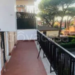 Rent 4 bedroom apartment of 95 m² in Roma