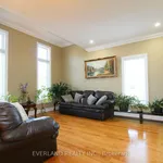 Appartement de 7394 m² avec 5 chambre(s) en location à Richmond Hill (Jefferson)