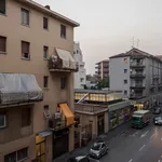 Rent 2 bedroom apartment in Milan