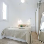 Rent a room of 70 m² in valencia