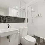 Rent 2 bedroom apartment in Melbourne