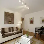 Rent 2 bedroom apartment of 40 m² in Paris