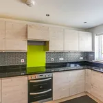 Rent 4 bedroom house in Oxted